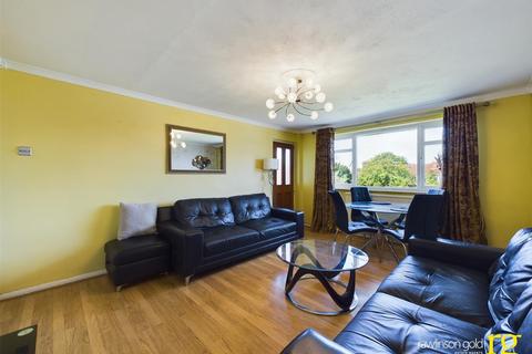 2 bedroom flat for sale, Byron Road, Wembley