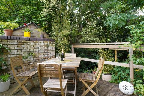 28 Brightfield Road, London, SE12 8QF