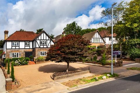 4 bedroom detached house for sale, Woodland Drive, Hove