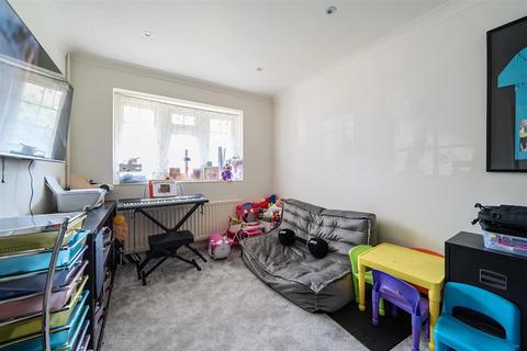 4 bedroom detached house for sale, The Squirrels, Bushey WD23