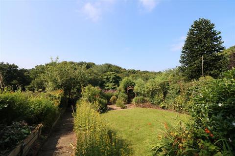 2 bedroom detached bungalow for sale, Bagnall Road, Milton