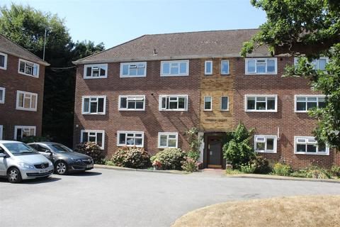 2 bedroom flat for sale, Station Parade, Virginia Water GU25