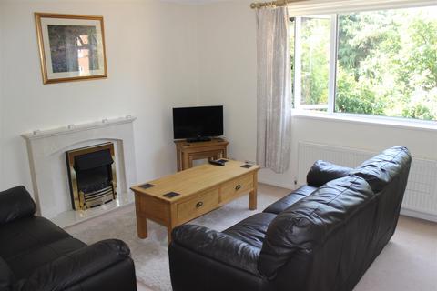 2 bedroom flat for sale, Station Parade, Virginia Water GU25