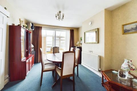 3 bedroom end of terrace house for sale, Lees Hill, Bristol BS15