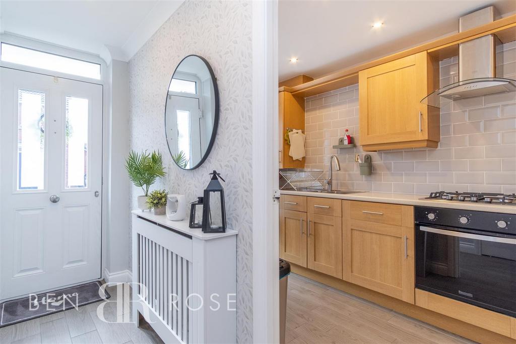 Entrance Hall/Kitchen