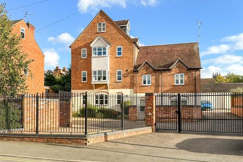 2 bedroom apartment for sale, Albert Street, Warwick