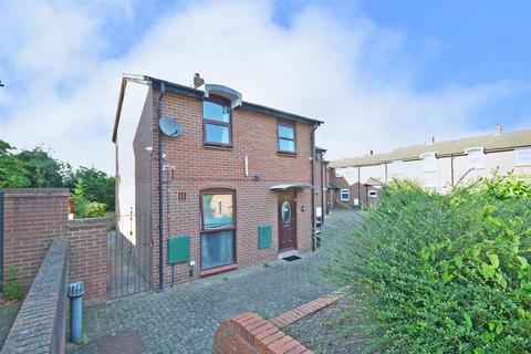 3 bedroom end of terrace house for sale, Crewe Street, Shrewsbury