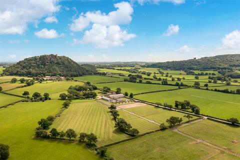 5 bedroom equestrian property for sale, Tattenhall Lane, Beeston, Tarporley, Cheshire, CW6 9UA