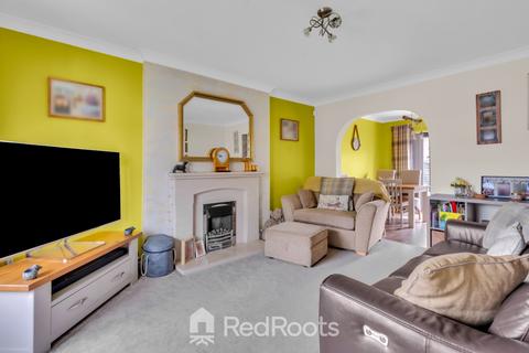 3 bedroom semi-detached house for sale, Cedar Walk, Pontefract WF7