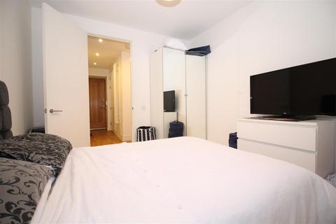 2 bedroom apartment to rent, The Quad, Highcross Street, Leicester