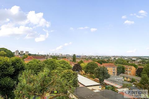 180 Bostall Lane, Abbey Wood, London, SE2 0QT