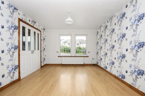 3 bedroom terraced house for sale, 9 Glengask Grove, Kelty, KY4 0LZ