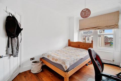 223 Adamsrill Road, London, SE26 4AQ