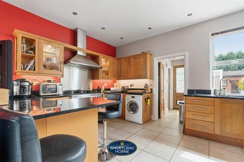 242 Binley Road, Coventry, CV3 1HT