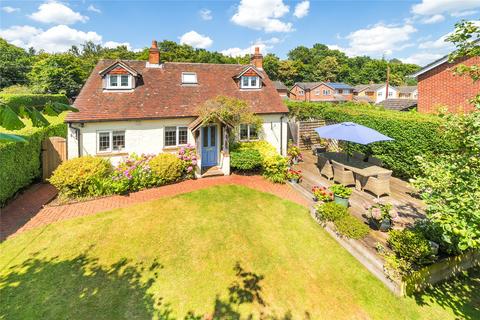 4 bedroom detached house for sale, Cricketers Lane, Surrey GU20