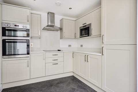 4 bedroom semi-detached house for sale, Ridley Road, Bromley