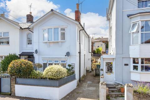 2 bedroom maisonette for sale, Monkton Street, Ryde, Isle of Wight