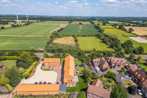 3 bedroom semi-detached house for sale, St. Peters Court, Newton-On-Trent, Lincoln, Lincolnshire, LN1