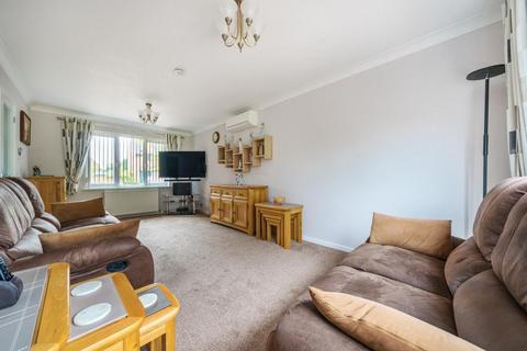 4 bedroom detached house for sale, Bloxham,  Oxfordshire,  OX15