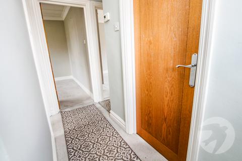 5 High Point, London, SE9 3PA