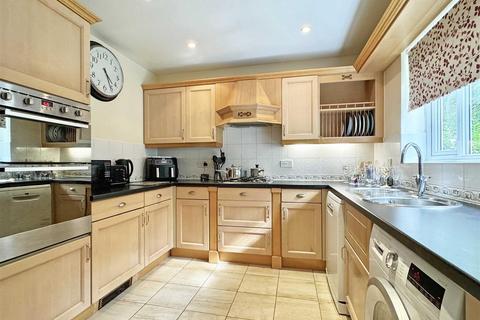 20 Framlingham Way, Great Notley, Braintree, CM77 7YY