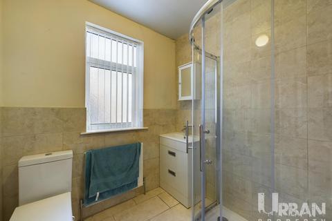 3 bedroom flat for sale, Holderness Road, Kingston Upon Hull