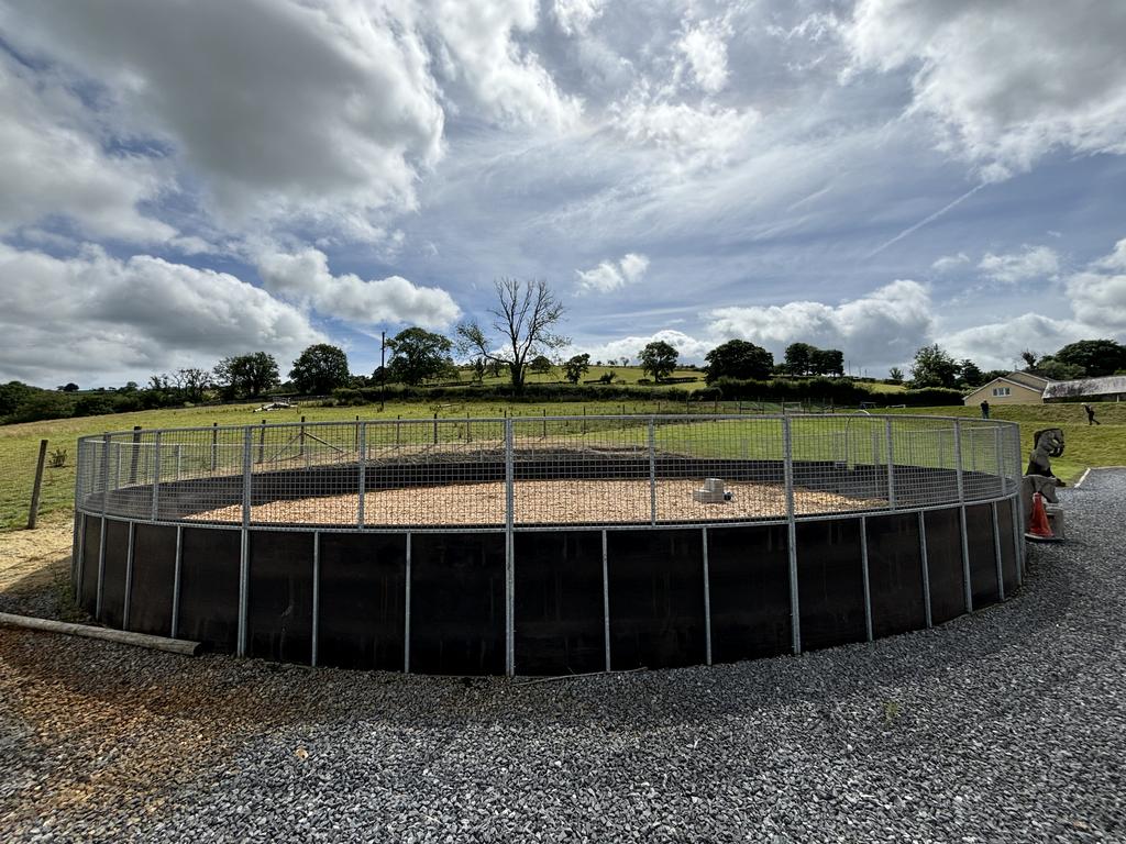 Round pen