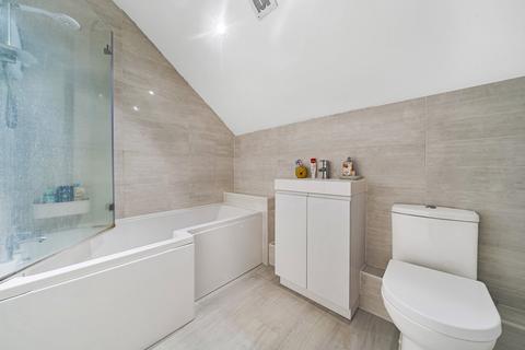 1c, Fiveways Wolf Lane, Windsor, SL4 4HR