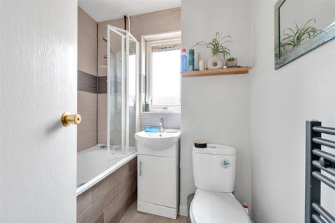 50 Ashurst Close, Dartford, DA1 4SX