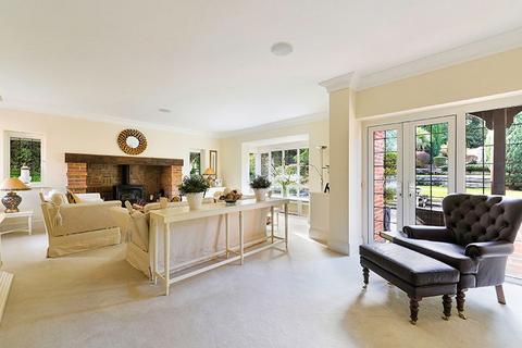 5 bedroom detached house for sale, Brassey Hill, Oxted RH8