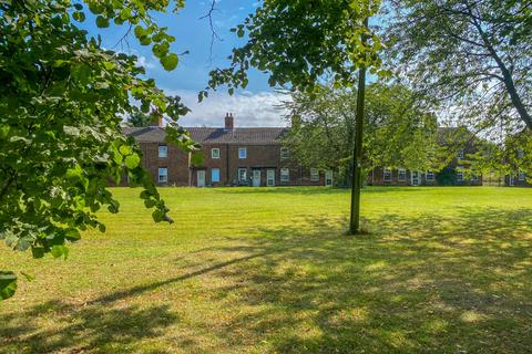 4 bedroom terraced house for sale, Manchester Square, New Holland, Barrow Upon Humber, DN19