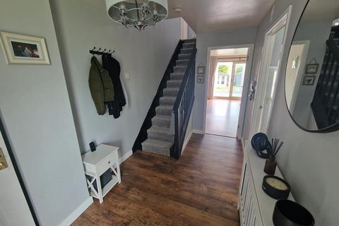 110 Park View, Crewkerne, TA18 8JG