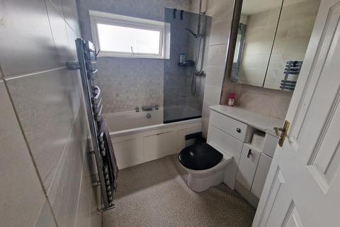 110 Park View, Crewkerne, TA18 8JG