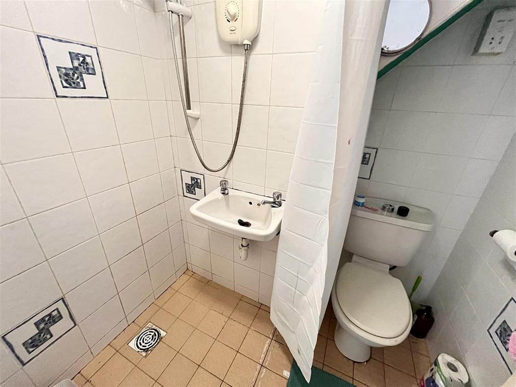 Ground floor shower room