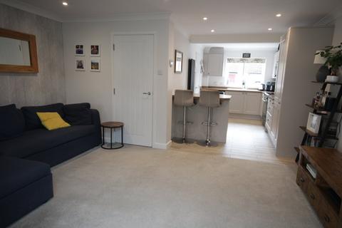 14 Cropper Close, Thatcham, RG19 4WE