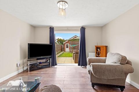 48 Abbeydale Close, Church Langley, Harlow, CM17 9QB