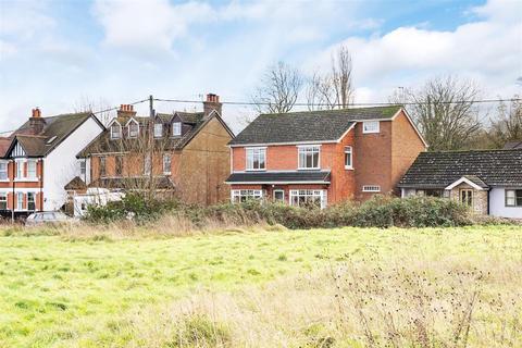 undefined, NORFOLK LANE, MID HOLMWOOD, RH5