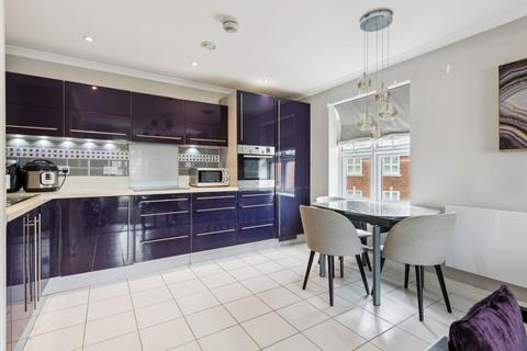 2 bedroom apartment for sale, Heaton Court, Colnhurst Road, Central Watford