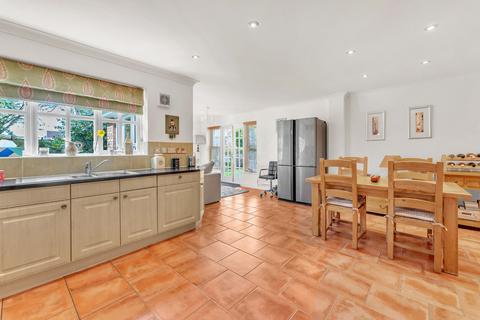 4 Bronte Close, Winwick, Warrington, WA2 8XD