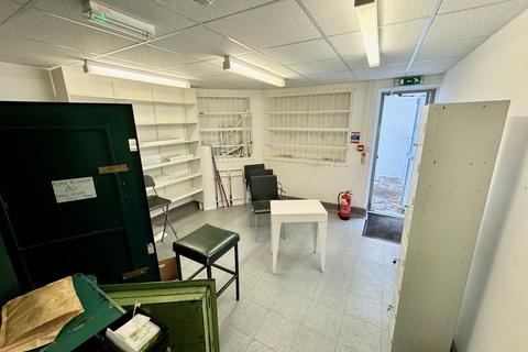 Workshop & retail space to rent, 10 David Place, St Helier