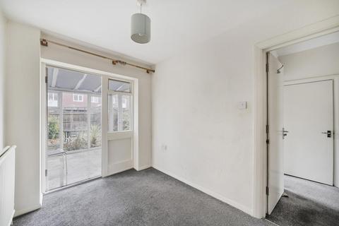 30 Earle Gardens, Kingston Upon Thames, KT2 5TB