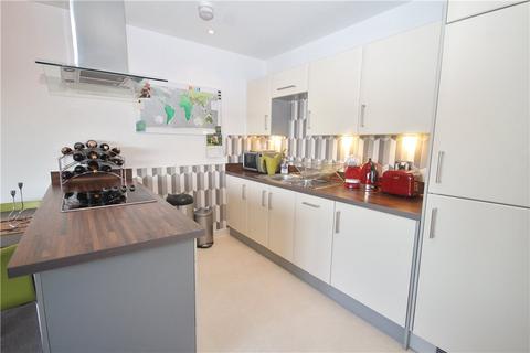 2 bedroom apartment to rent, Whitestone Way, Croydon, CR0