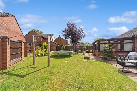 10 Bramley Close, Ledbury, HR8 2XP