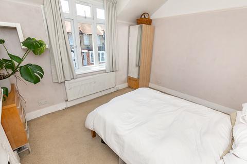 51 Abbey Road, Croydon, CR0 1RW