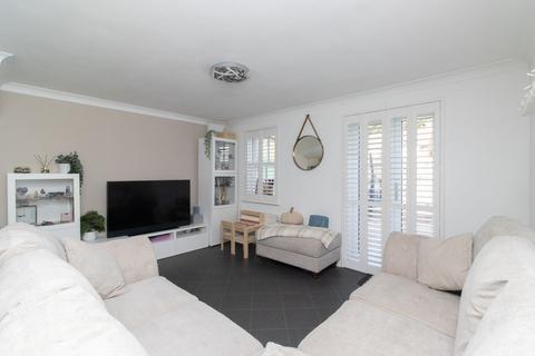 49 Aspen Road, Herne Bay, CT6 7JS