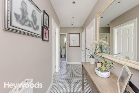 83 Abbots Way, Newcastle, ST5 3QX