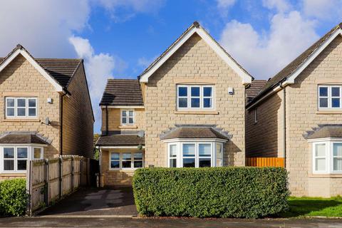 3 bedroom detached house for sale, Bridges Avenue, Huddersfield HD3 3ZP