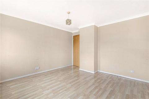 1 bedroom flat to rent, Rabournmead Drive, Northolt, UB5