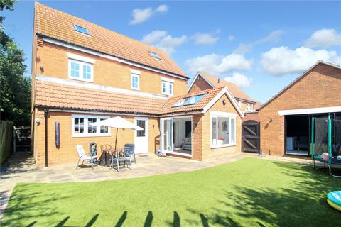 5 bedroom detached house for sale, Temple Way, Rayleigh, Essex, SS6