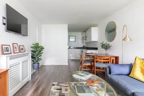 Flat 1, Beaufoy House, 1 Regents Bridge Gardens, London, SW8 1JP